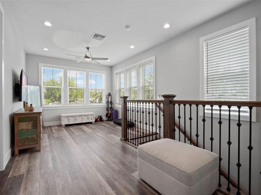 Interior, Recessed Lighting, Wood Texture Flooring