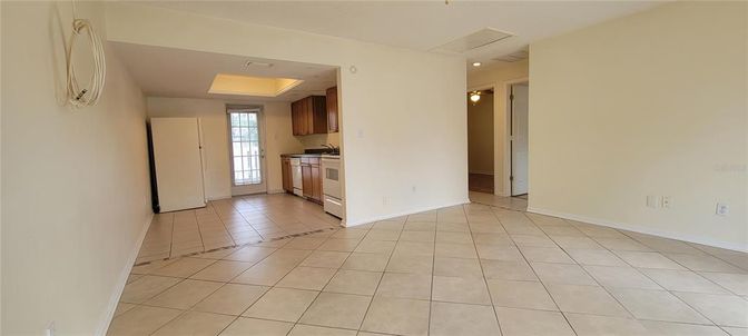 Empty room, Interior, Kitchen