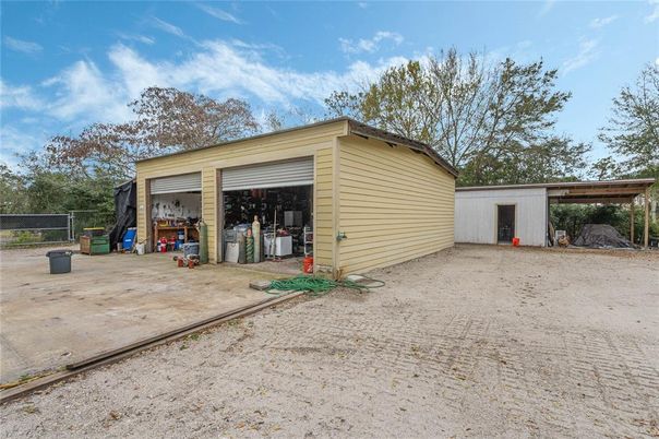 Backyard, Detached Garage, Exterior