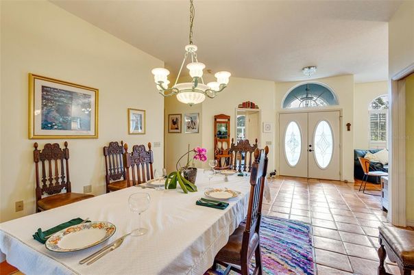 Chandelier, Dining room, Interior