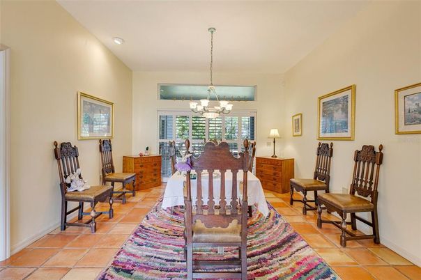Chandelier, Dining room, Interior, Recessed Lighting