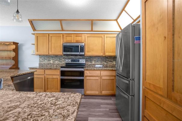 Interior, Kitchen, Pendant Lights, Wood Texture Flooring