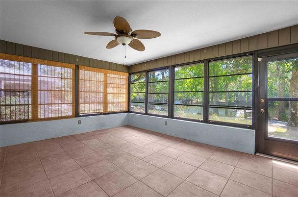 Empty room, Interior, Sun Room