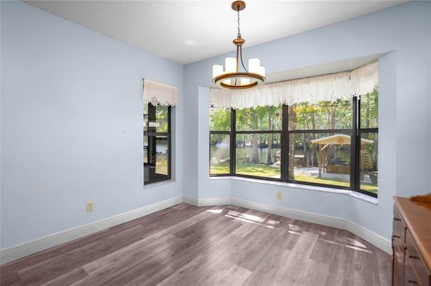 Empty room, Interior, Pendant Lights, Wood Texture Flooring