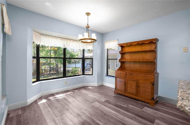 Empty room, Interior, Pendant Lights, Wood Texture Flooring
