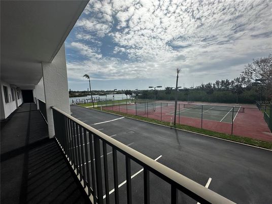 Exterior, Tennis Courts