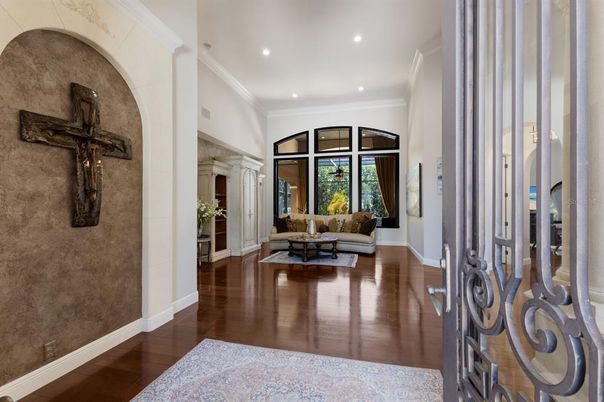 Dining room, Interior, Living room, Recessed Lighting, Wood Texture Flooring