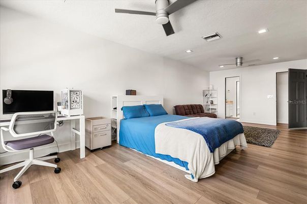 Bedroom, Home Office, Interior, Recessed Lighting, Wood Texture Flooring