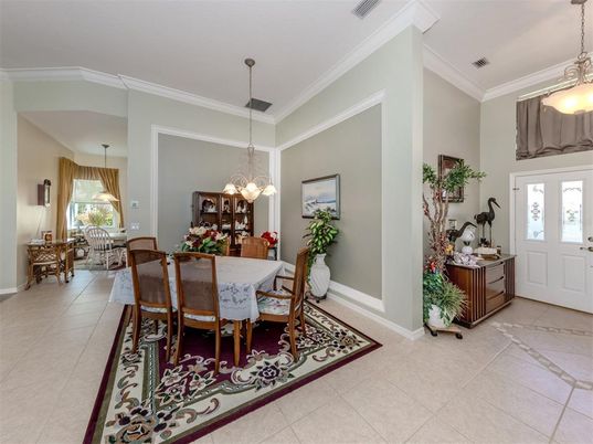 Dining room, Interior, Pendant Lights