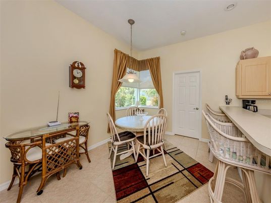 Dining room, Interior, Pendant Lights
