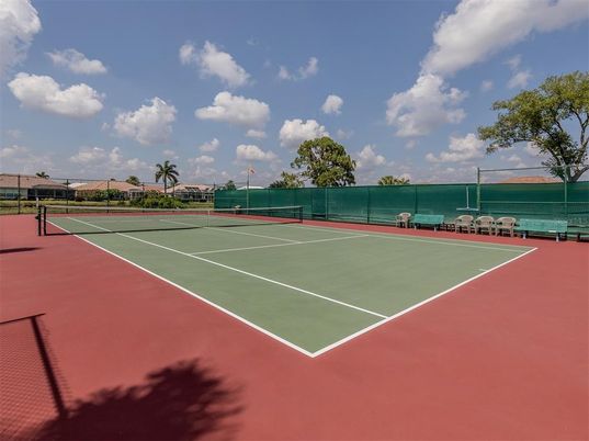 Exterior, Tennis Courts