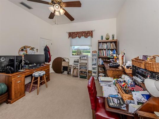 Home Office, Interior