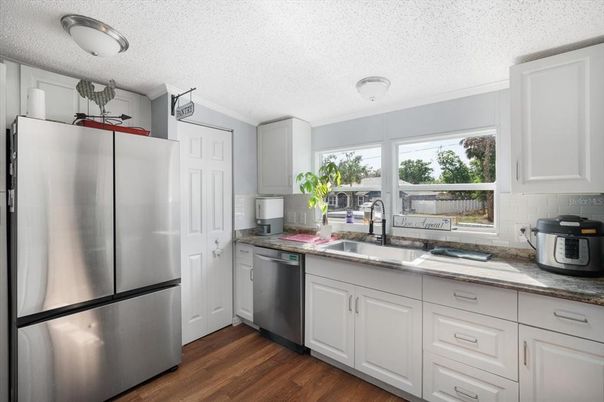 Interior, Kitchen, Stainless Steel Appliances, Wood Texture Flooring