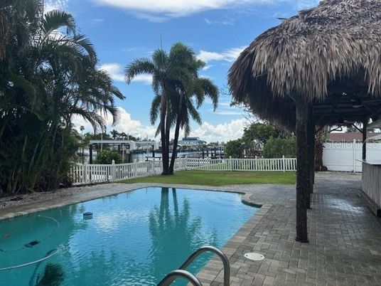 Exterior, Pool, Water