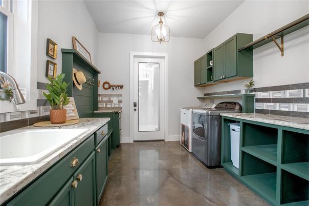 Interior, Washer