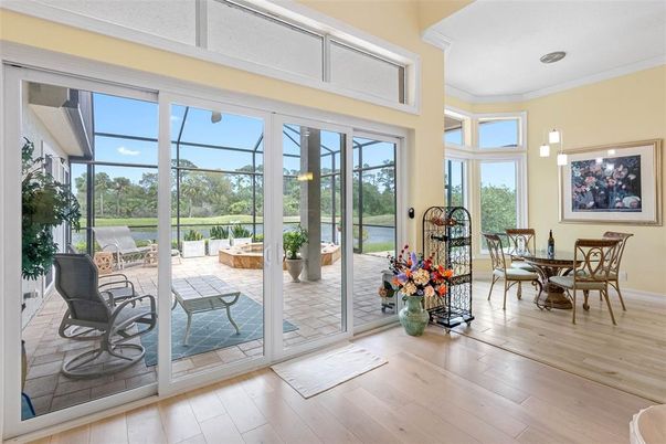 Dining room, Interior, Sun Room, Wood Texture Flooring