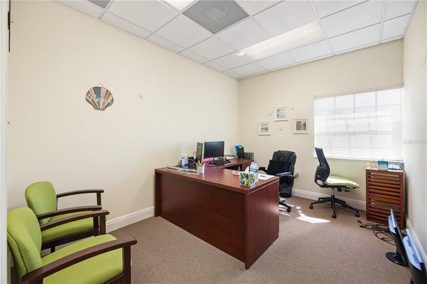 Home Office, Interior