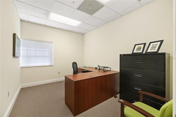 Home Office, Interior