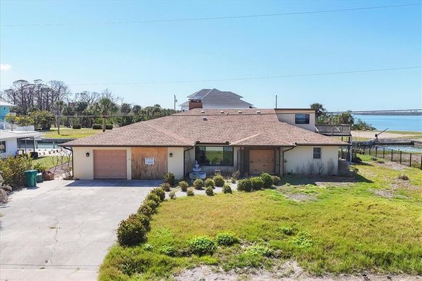Backyard, Exterior, Water
