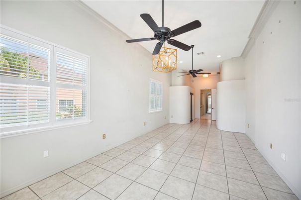 Empty room, Interior, Recessed Lighting