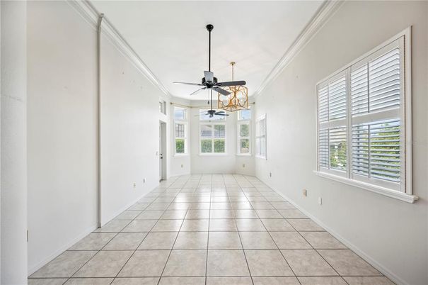 Empty room, Interior, Pendant Lights