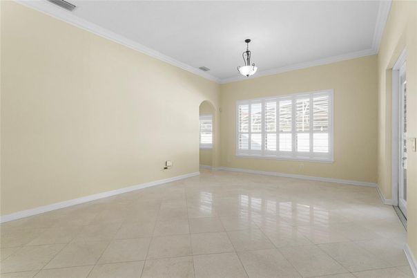 Empty room, Interior, Pendant Lights