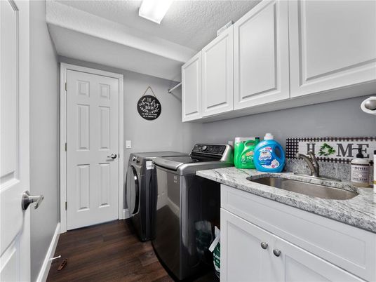 Interior, Washer, Wood Texture Flooring
