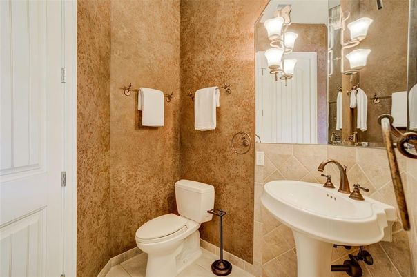 Bathroom, Interior
