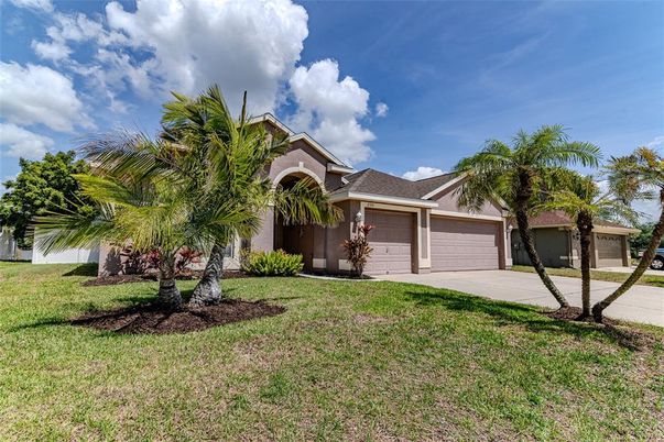 Attached, Backyard, Exterior, Facade, Ranch