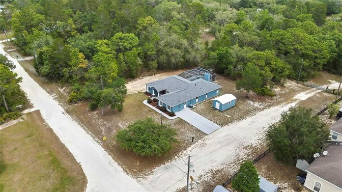 Exterior, Drone
