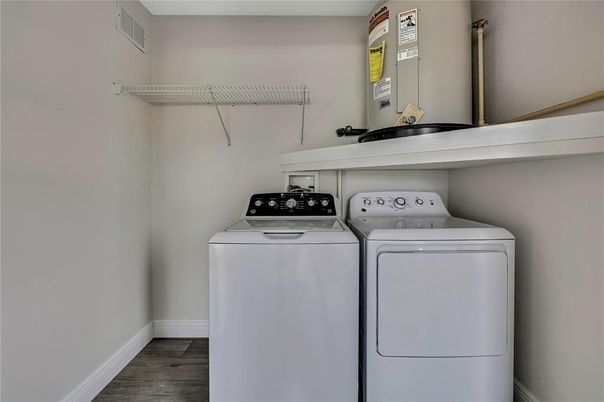 Interior, Utility Closets, Washer, Wood Texture Flooring