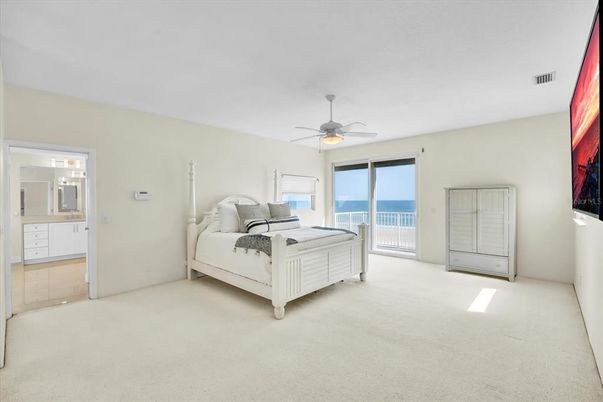 Bedroom, Interior, Water