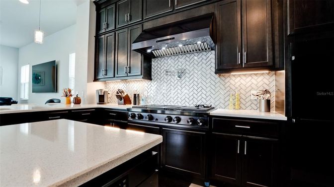 Interior, Kitchen, Pendant Lights, Stainless Steel Appliances