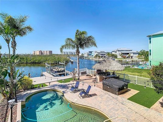 Exterior, Lake, Pool, Water