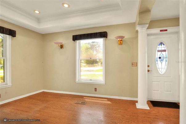 Interior, Recessed Lighting, Wood Texture Flooring