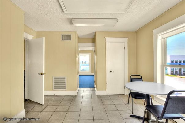 Dining room, Interior