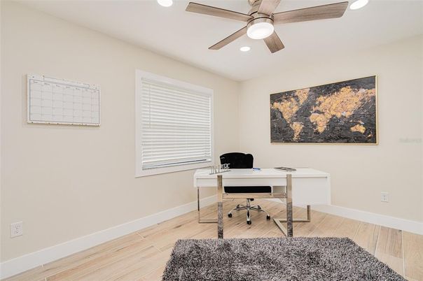Home Office, Interior, Recessed Lighting, Wood Texture Flooring