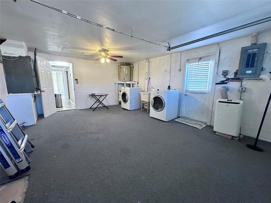 Interior, Washer