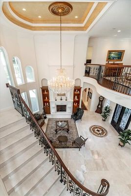 Chandelier, Fireplace, Interior, Living room, Recessed Lighting