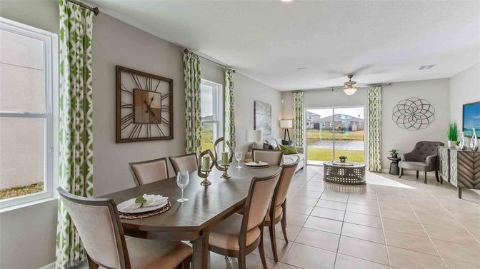Dining room, Interior