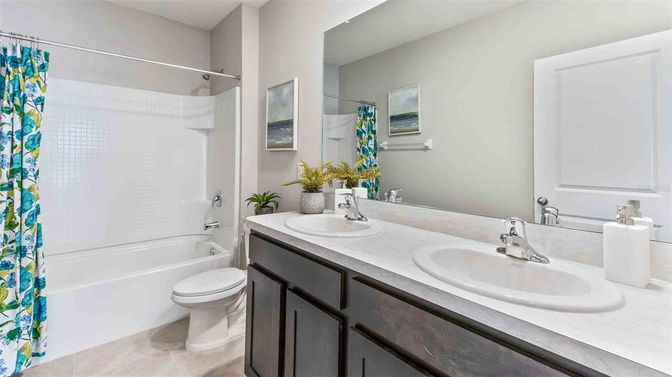 Bathroom, Dual Sink Vanities, Interior