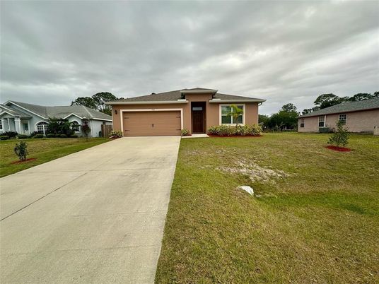 Attached, Backyard, Exterior, Facade, Ranch