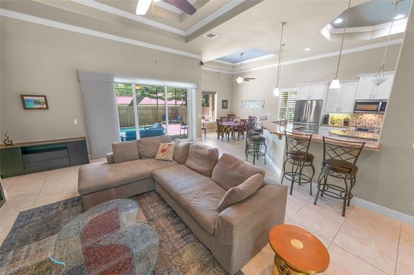 Dining room, Interior, Kitchen, Living room, Pendant Lights, Recessed Lighting, Stainless Steel Appliances