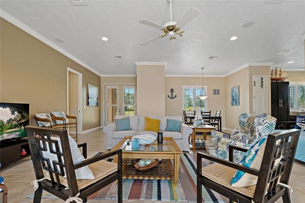 Dining room, Interior, Living room, Pendant Lights, Recessed Lighting