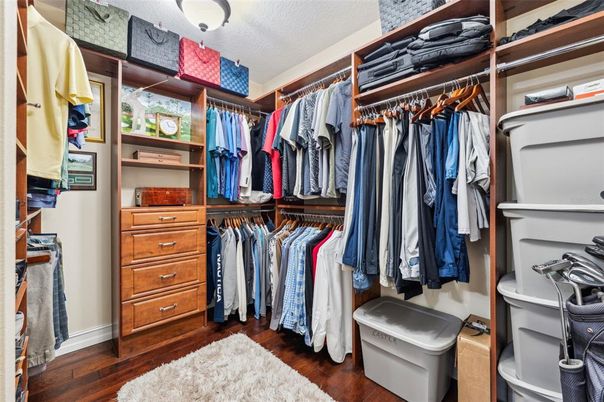 Interior, Walk-in Closets, Wood Texture Flooring