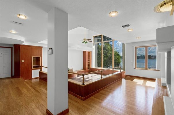 Interior, Recessed Lighting, Wood Texture Flooring