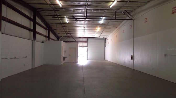 Garage, Interior