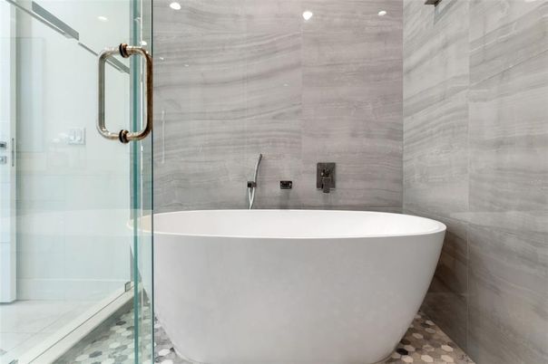 Bathroom, Free Standing Baths, Glass Shower, Interior, Recessed Lighting