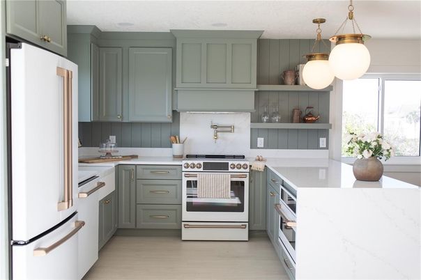 Interior, Kitchen, Pendant Lights, Stainless Steel Appliances, Wood Texture Flooring