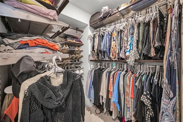 Interior, Walk-in Closets